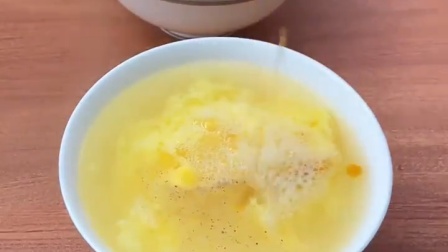 五岁男童饮用开水冲制的鸡蛋茶后高烧呕吐，确诊沙门菌急性肠胃炎